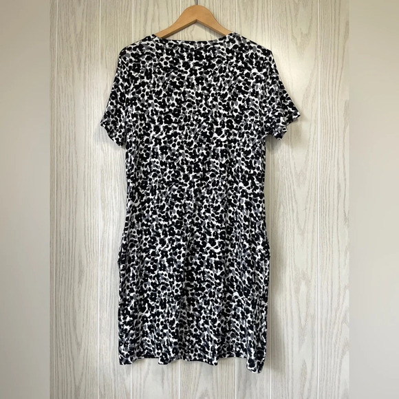 ELLEN TRACY Ladies' Pima Cotton Dress Triumph Gray Animal Print, Size L NWT - Picture 3 of 3